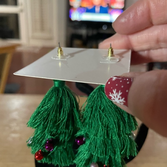 Unbranded Christmas Tree Tassel Beaded Earrings gold green blue red faux pearl - Picture 12 of 13